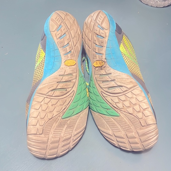 Merrell performance barefoot shoes in lemon - Picture 2 of 2